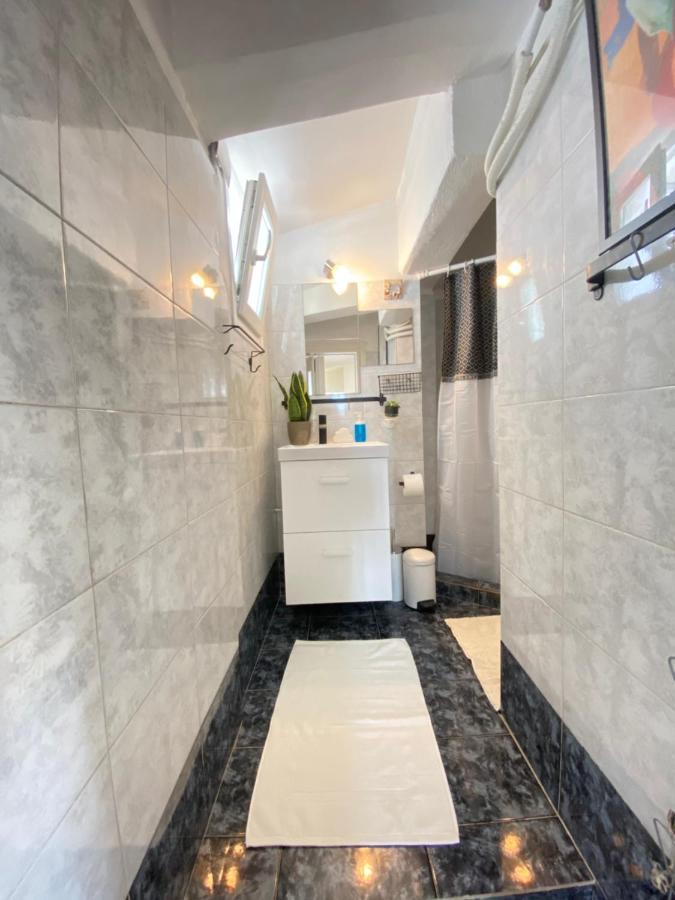 Private Apt. Acropolis View. Top Floor. Koukaki Athens Ngoại thất bức ảnh
